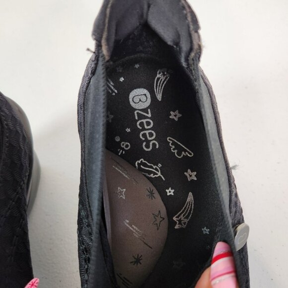 BZees Black Energy Ankle Shoes Heel Boot Size 7 Womens New Comfort Shoe Wedge - Picture 7 of 10